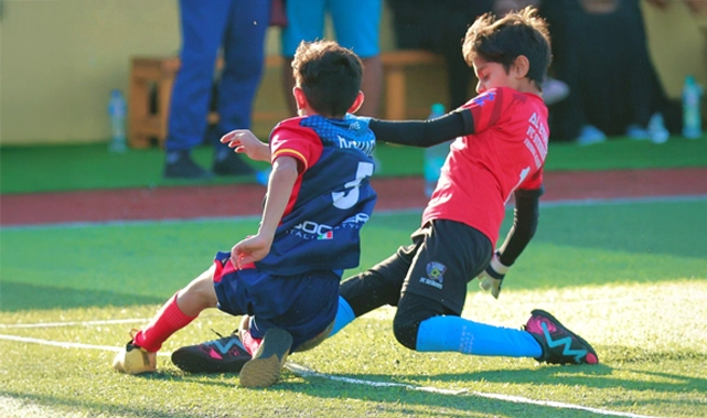 U13