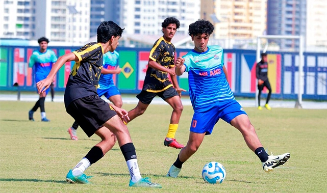 U15